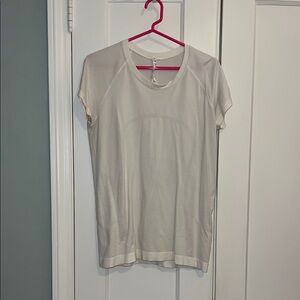lululemon athletica White Short Sleeve Tee Hip length